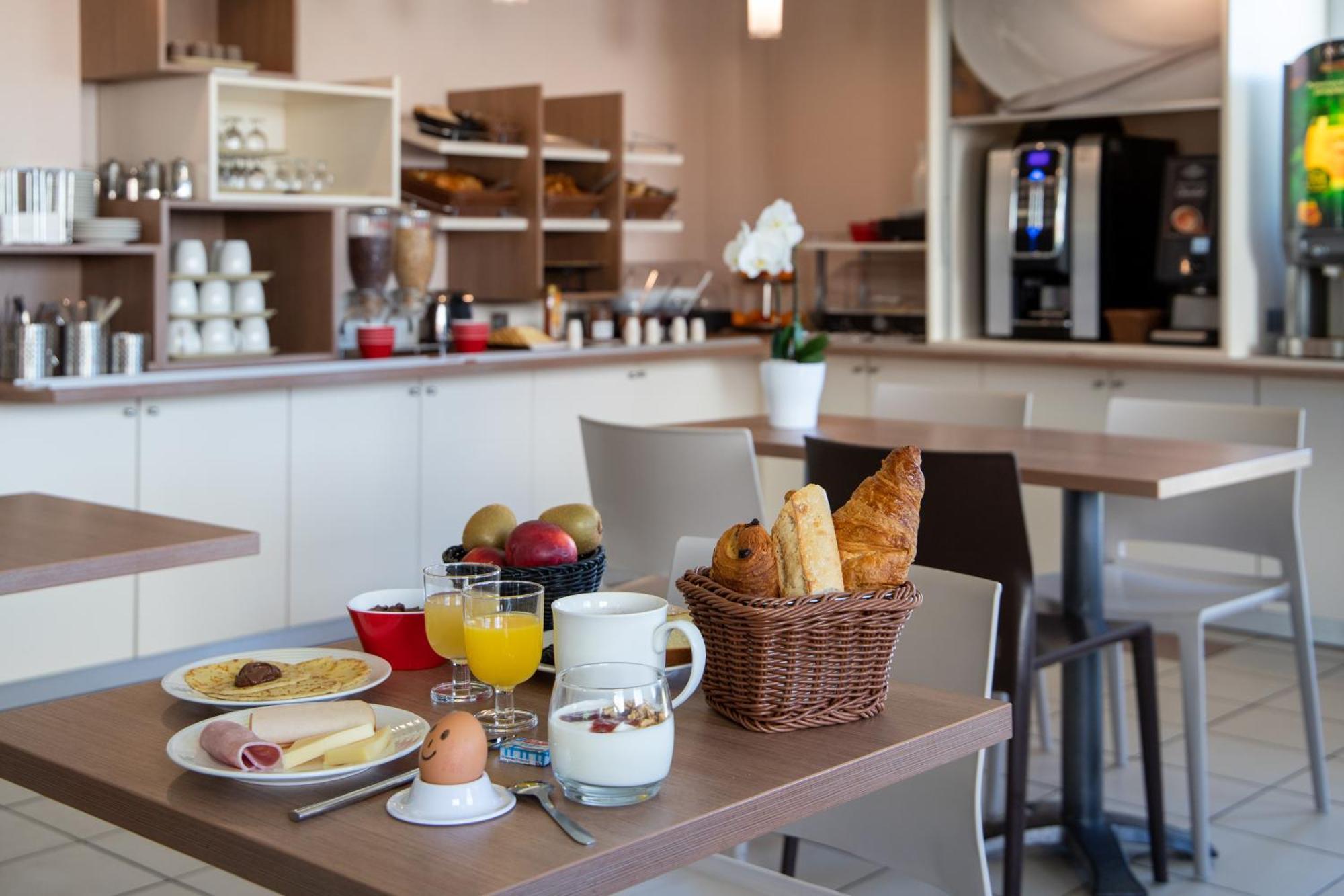 Ace Hotel Clermont Ferrand La Pardieu Ngoại thất bức ảnh