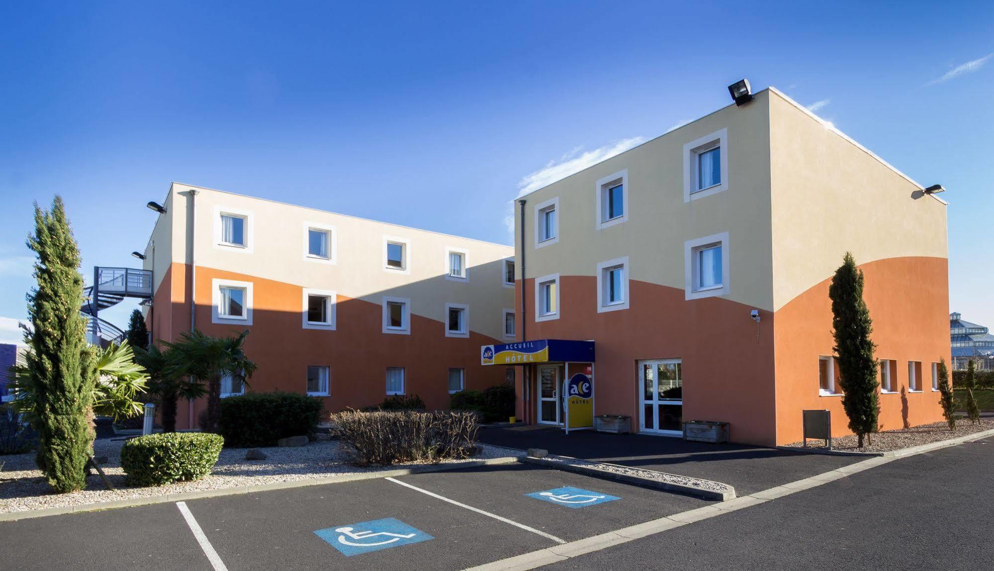 Ace Hotel Clermont Ferrand La Pardieu Ngoại thất bức ảnh