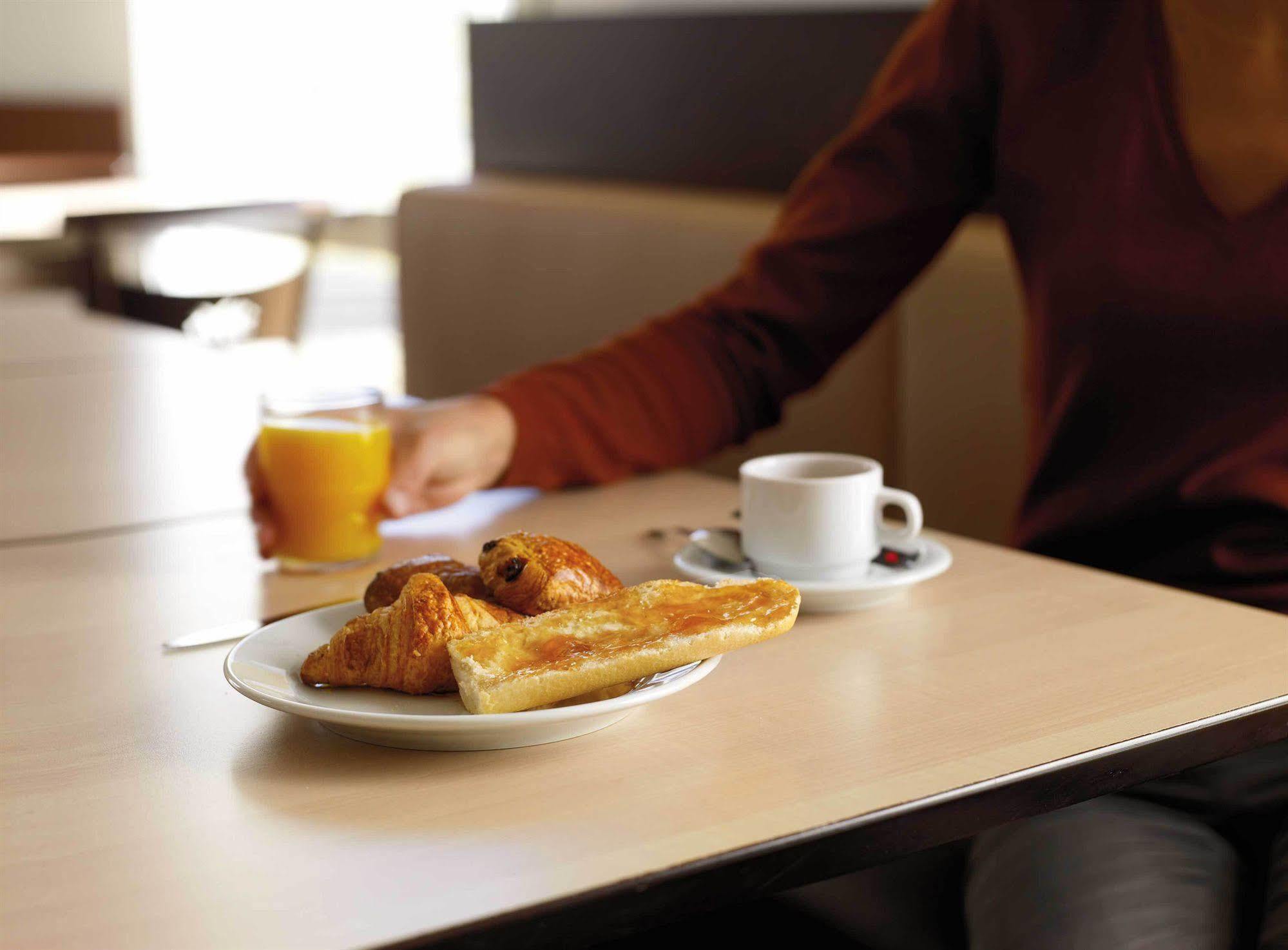 Ace Hotel Clermont Ferrand La Pardieu Ngoại thất bức ảnh